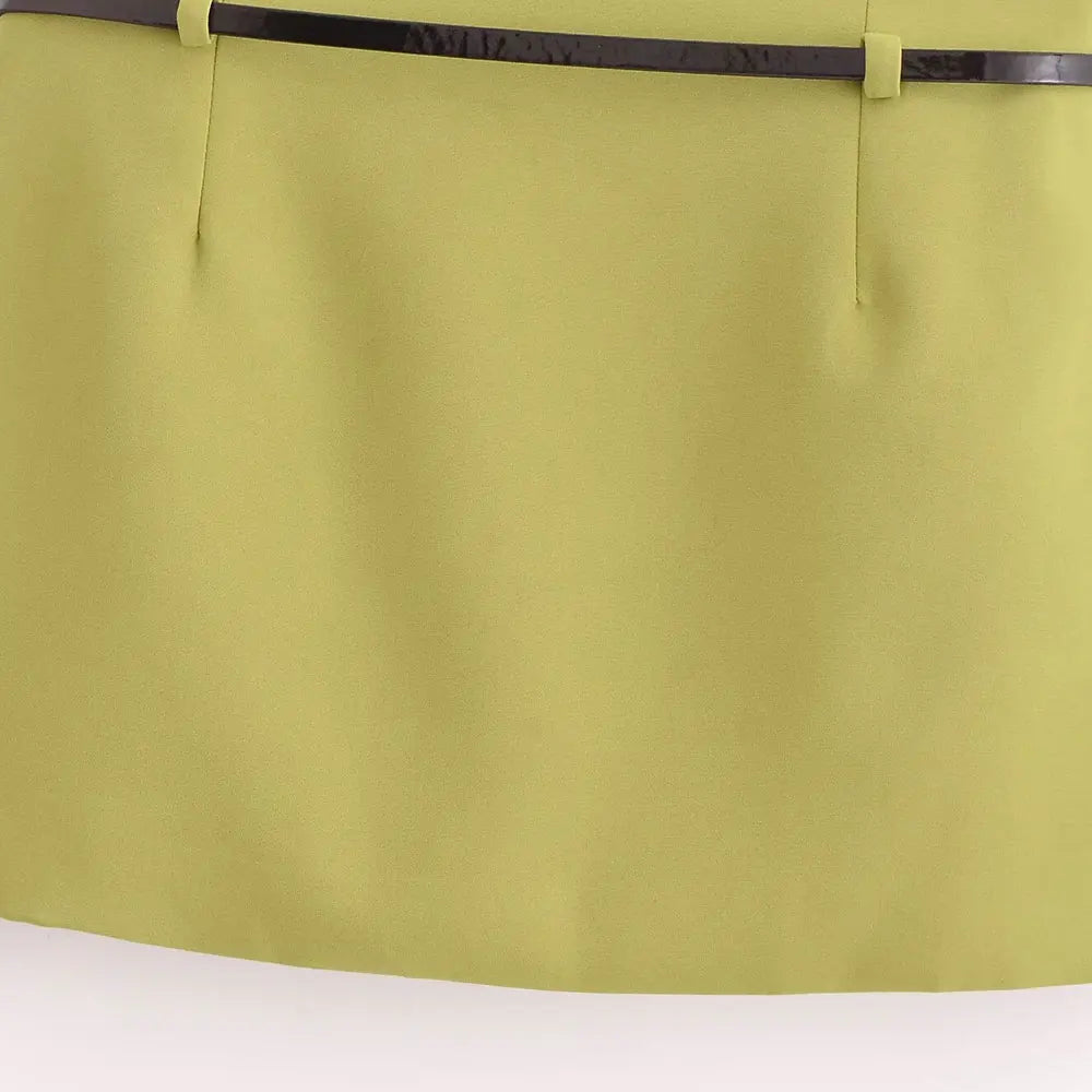 Mid Waist Solid Mini Skirt with Belt