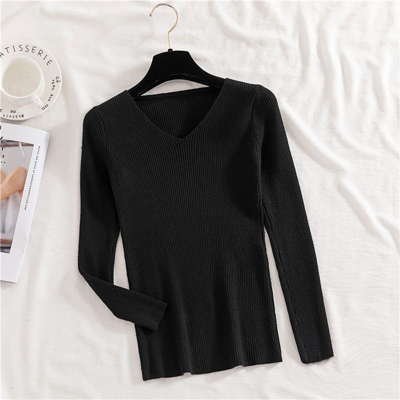 V-neck knitted pullover sweater Balck