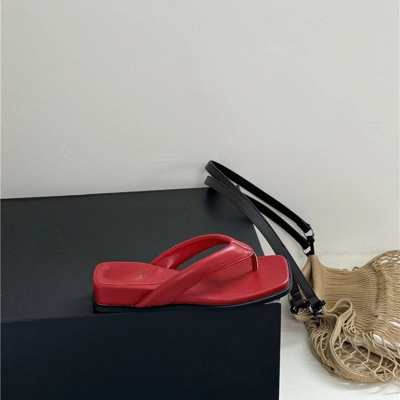 Clip Toe low Wedge Sandals Red