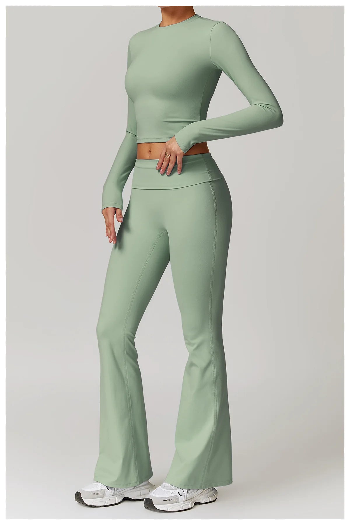 Long Sleeved Quick Dry round neck High Elastic Pilates Workout top