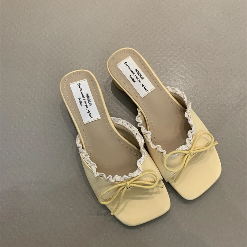 Butterfly-knot pastel colours Low Heel Sandals Yellow