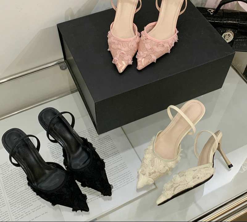 Pointed Toe Slip On low heel Shoes