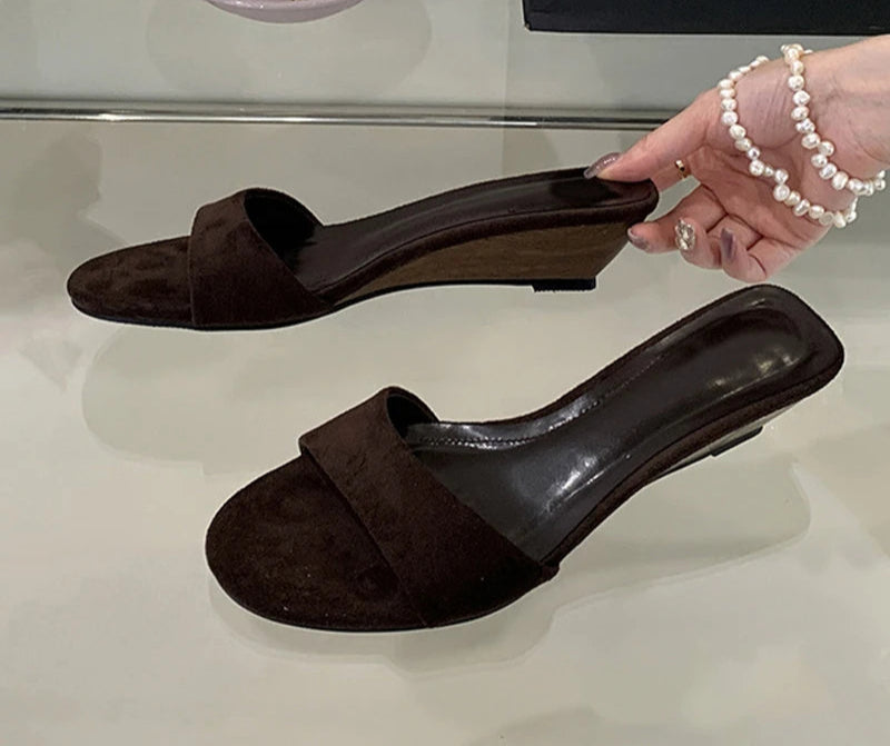Narrow Band suedette low Wedge Sandals