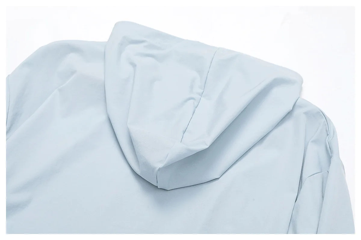 Long sleeved zipper front pocket sports jacket