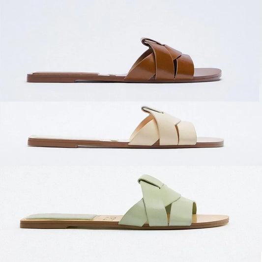 Fashionable Slip-on flat sliders sandals