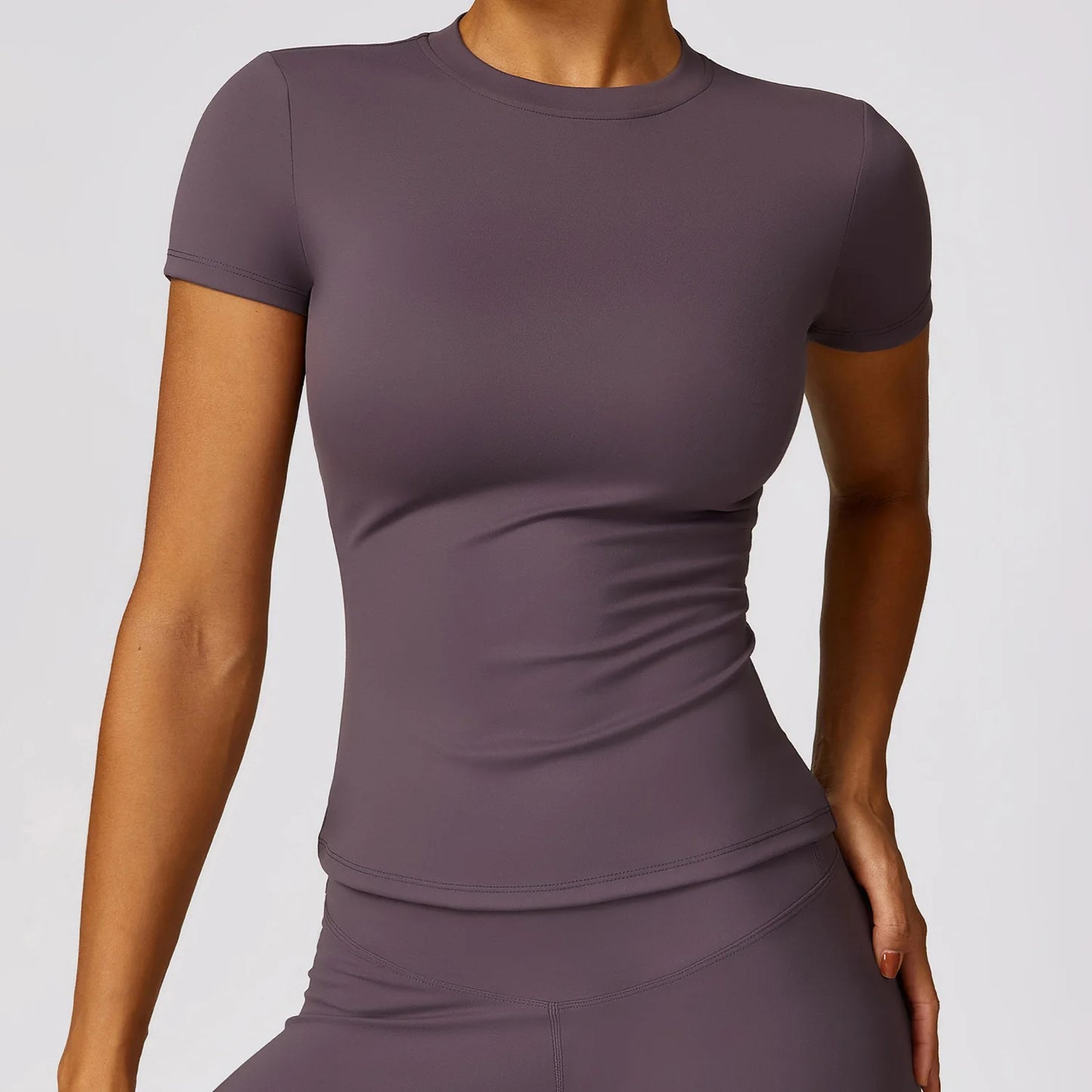 Seamless Short Sleeve Yoga Gym Top Aubergine