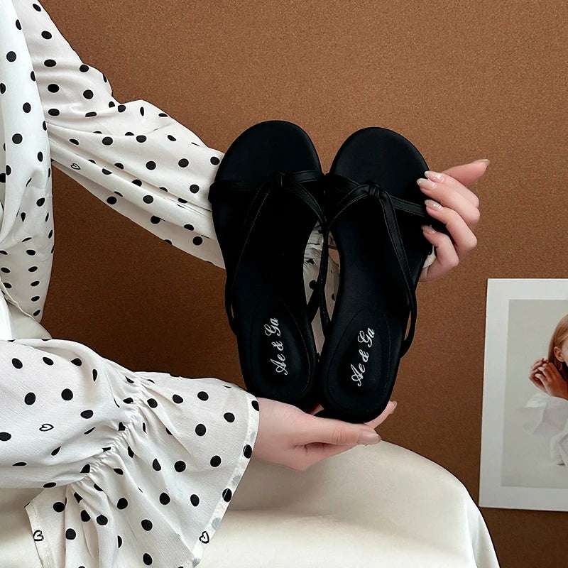 Clip Toe Wedges Heel Sandals black