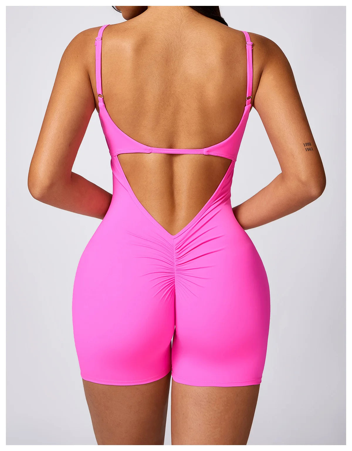 Backless Scrunch Butt Gym Workout Yoga shorts suit