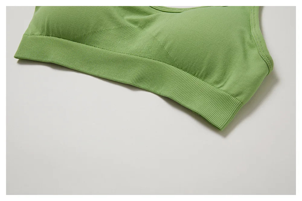 Seamless Yoga Gym 2 Piece shorts and bra Set