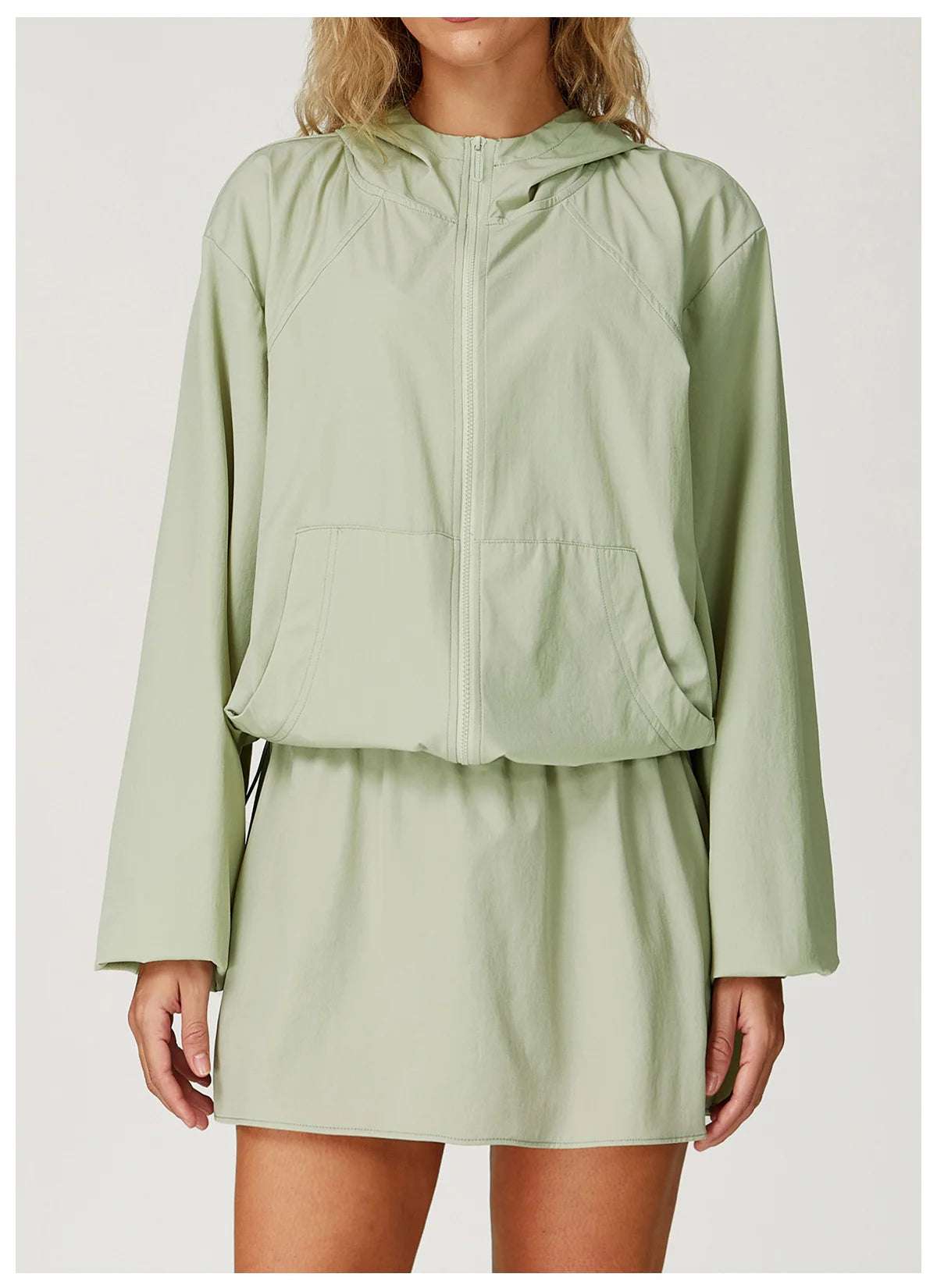 Long sleeved zipper front pocket sports jacket