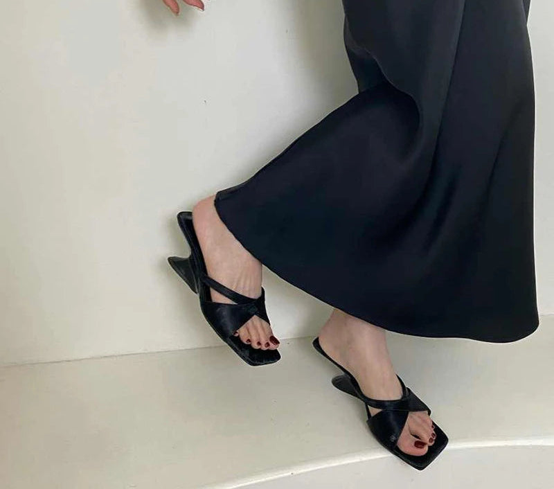 Slope medium Heel Open Toe Sandals