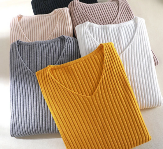 V-neck knitted pullover sweater