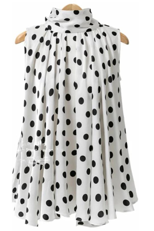 Polka dot turtle neck Blouse